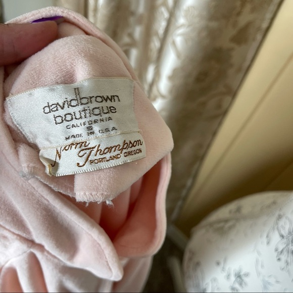 Vintage David Brown Boutique Button Down House Coat Women's Small PJ Pink Robe - Picture 4 of 8